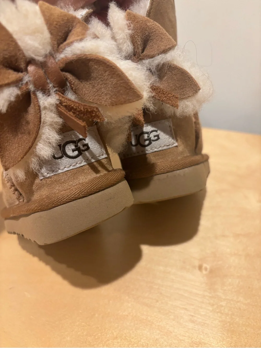 Ugg Boots Bailey chestnut‎ baby girl toddler size 6